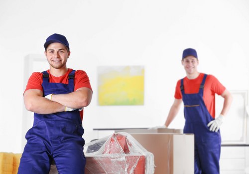 Docklands Movers website cookie banner and essential policy notice
