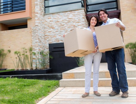 Careful loading of furniture and boxes for a Docklands relocation